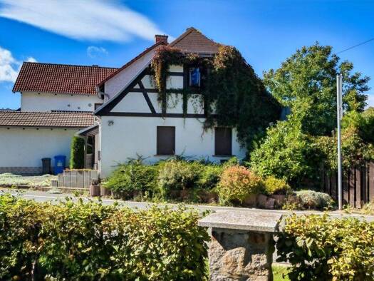 Doppelhaushälfte zum Kauf 125.000 € 5 Zimmer 95 m² 926 m² Grundstück Lothra Drognitz 07338