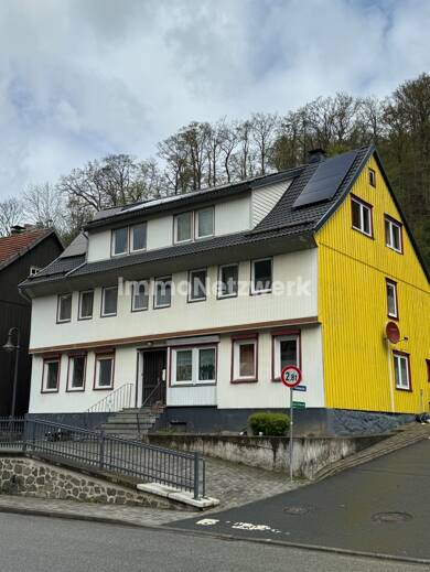 Mehrfamilienhaus zum Kauf provisionsfrei 225.000 € 12 Zimmer 349,5 m² 270 m² Grundstück Am Kurpark 25 Walkenried/ OT Zorge 37445