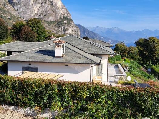 Villa zum Kauf 2.700.000 € 7 Zimmer 300 m² 1.500 m² Grundstück TREMEZZO 22016