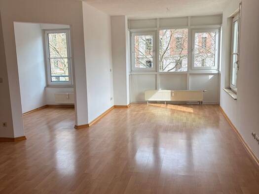 Wohnung zur Miete 360 € 1,5 Zimmer 41,8 m² Geschoss 2/8 frei ab sofort Arthur-Hoffmann-Straße 90 Südvorstadt Leipzig 04275