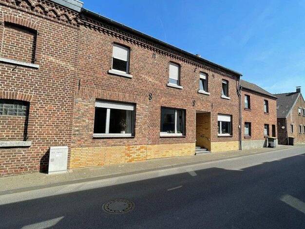 Mehrfamilienhaus zur Miete 480 € 1,5 Zimmer 52 m² 300 m² Grundstück Steinstr. 6 Barmen Jülich 52428