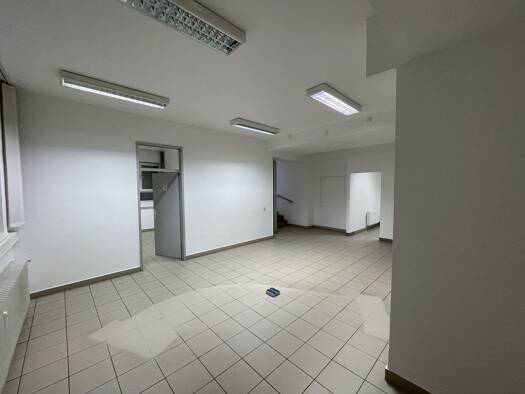 Büro zur Miete 2.950 € 5 Zimmer Nied West 65934