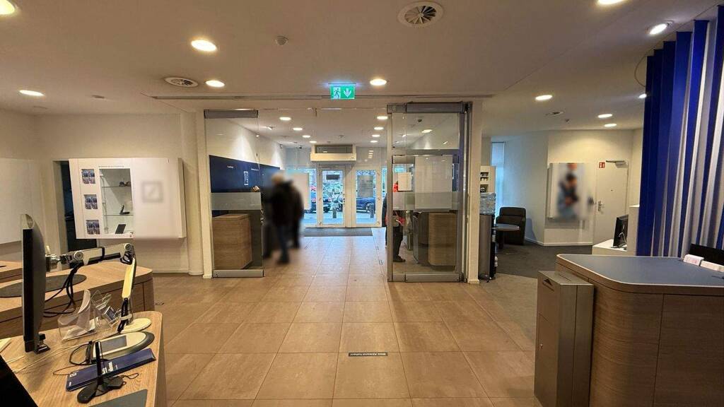 Verkaufsfläche zur Miete provisionsfrei 14 € 7 Zimmer 333 m² Verkaufsfläche Stockelsdorf 23617