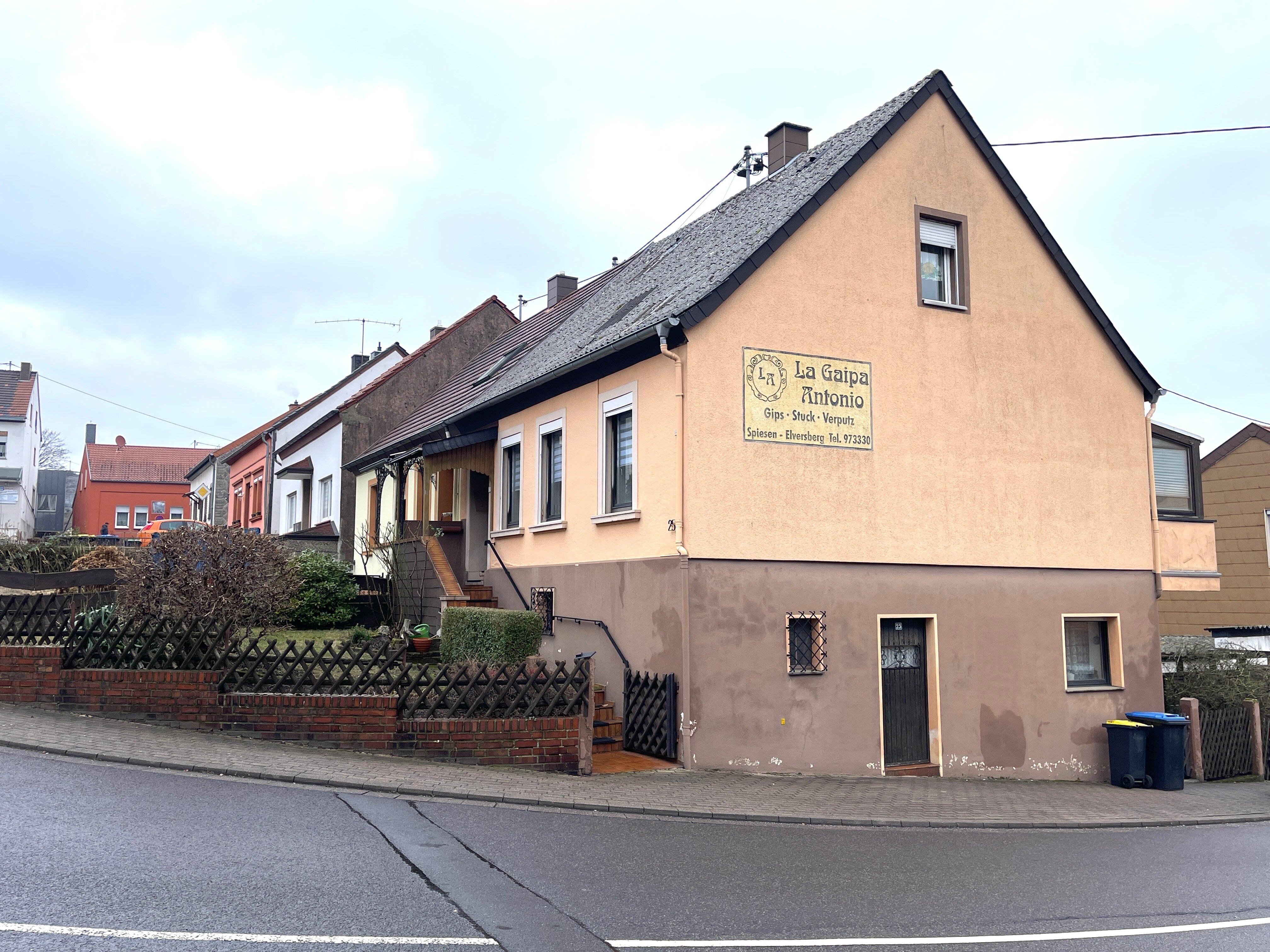 Einfamilienhaus zum Kauf 149.000 € 5 Zimmer 120 m²<br/>Wohnfläche 215 m²<br/>Grundstück Elversberg Elversberg 66583