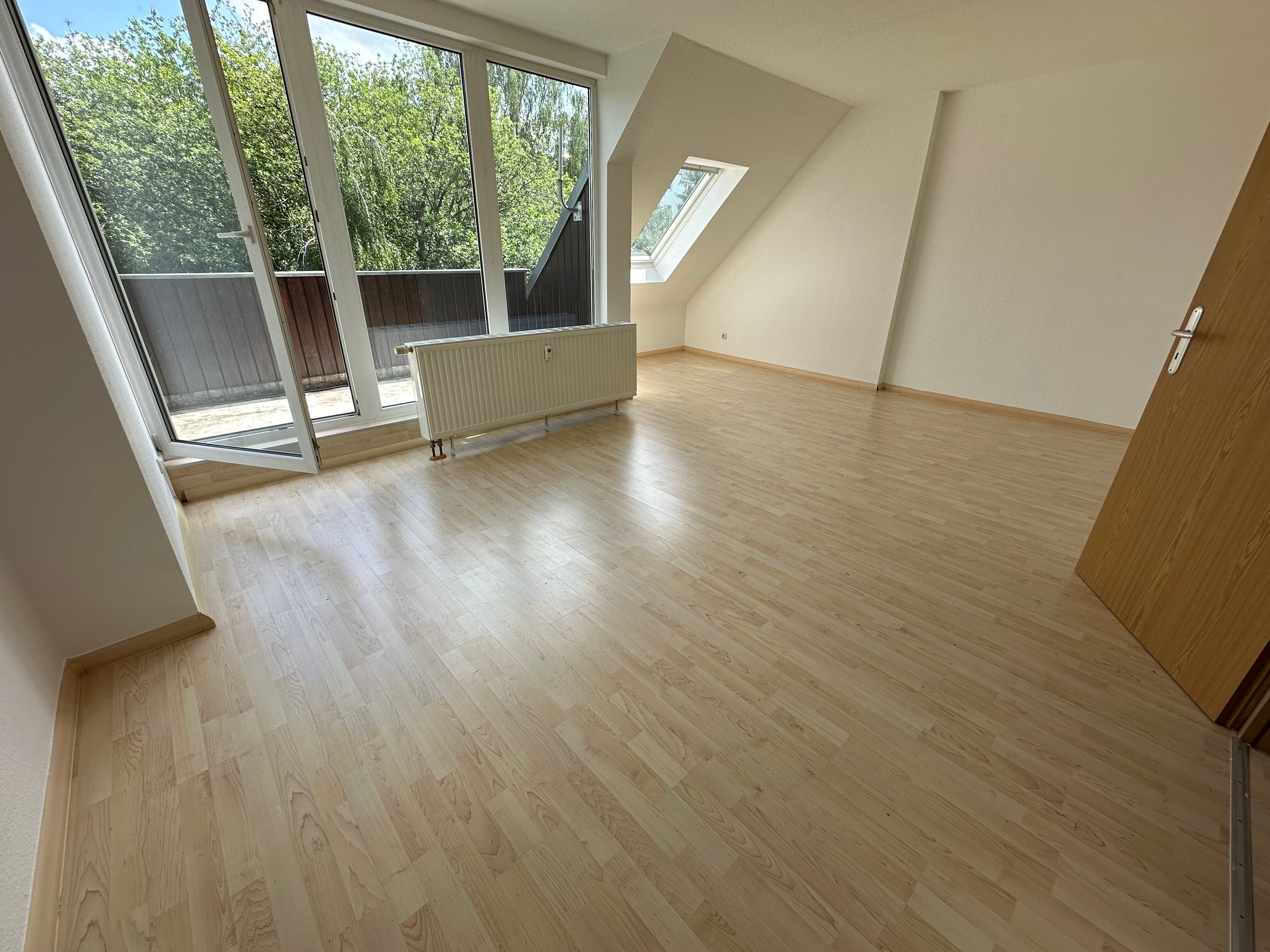 Wohnung zur Miete 430 € 3 Zimmer 65 m²<br/>Wohnfläche 3.<br/>Geschoss Zeißstr. 52 Hilbersdorf 150 Chemnitz 09131