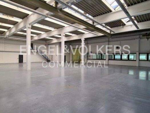 Lagerhalle zur Miete 512 m² Lagerfläche teilbar ab 512 m² Godshorn Langenhagen 30855