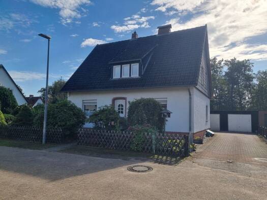 Einfamilienhaus zum Kauf provisionsfrei 259.000 € 6 Zimmer 128 m² 1.300 m² Grundstück Düshorn Walsrode 29664