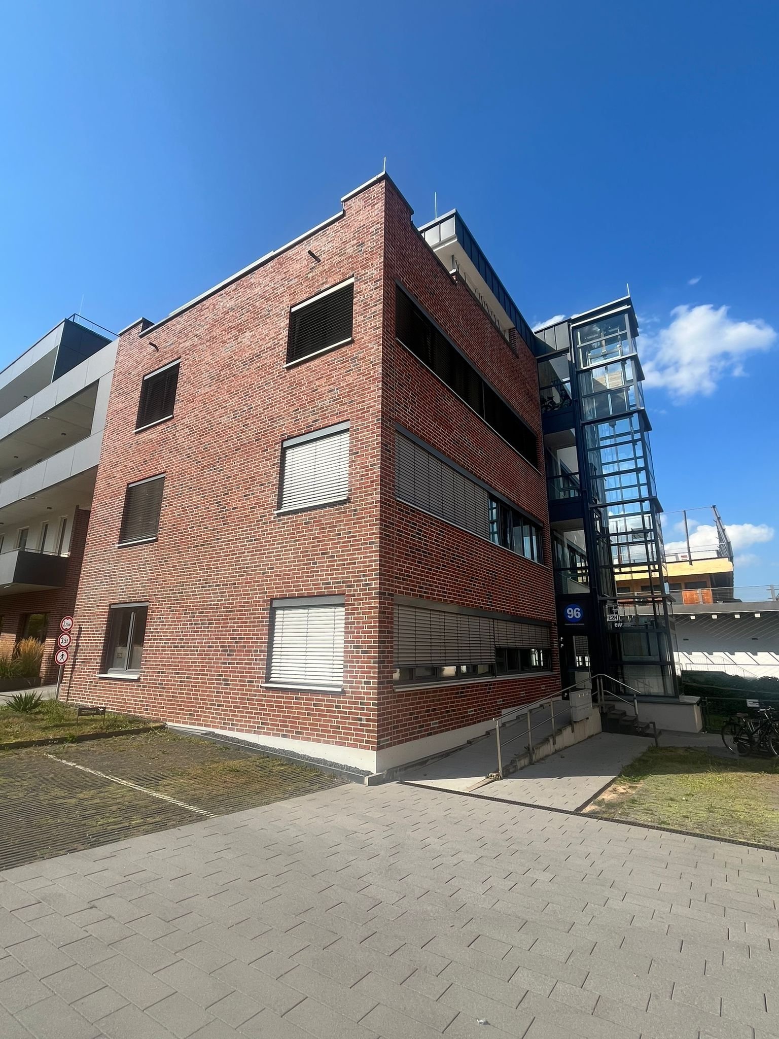 Bürogebäude zur Miete provisionsfrei 13,50 € 2 Zimmer 92 m²<br/>Bürofläche Frankfurter Straße 96 Zellerau Würzburg 97082