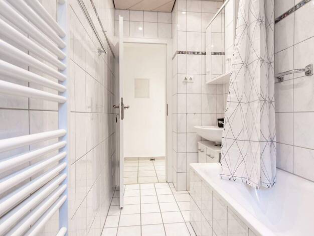 Wohnung zur Miete Wohnen auf Zeit 1.500 € 3 Zimmer 65 m² frei ab sofort Elberfeld Wuppertal 42105