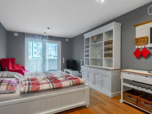 Studio zur Miete Wohnen auf Zeit 1.250 € 1 Zimmer 40 m² Kalbach-Riedberg Frankfurt am Main 60438