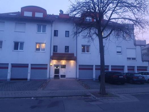 Wohnung zur Miete 1.100 € 3 Zimmer 87 m² Geschoss 1/3 frei ab 01.04.2026 Flörsheim 65439