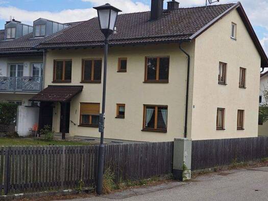 Haus zum Kauf 945.000 € 10 Zimmer 170 m² 778 m² Grundstück Aying Aying 85653