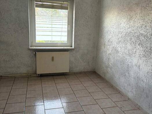 Wohnung zur Miete 350 € 3 Zimmer 63 m² 1. Geschoss Mücheln Mücheln (Geiseltal) 06249
