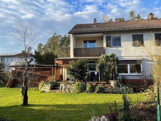 Doppelhaushälfte zum Kauf 319.000 € 6 Zimmer 120 m² 530 m² Grundstück Hauptstraße 7 Schwarzenbruck 90592