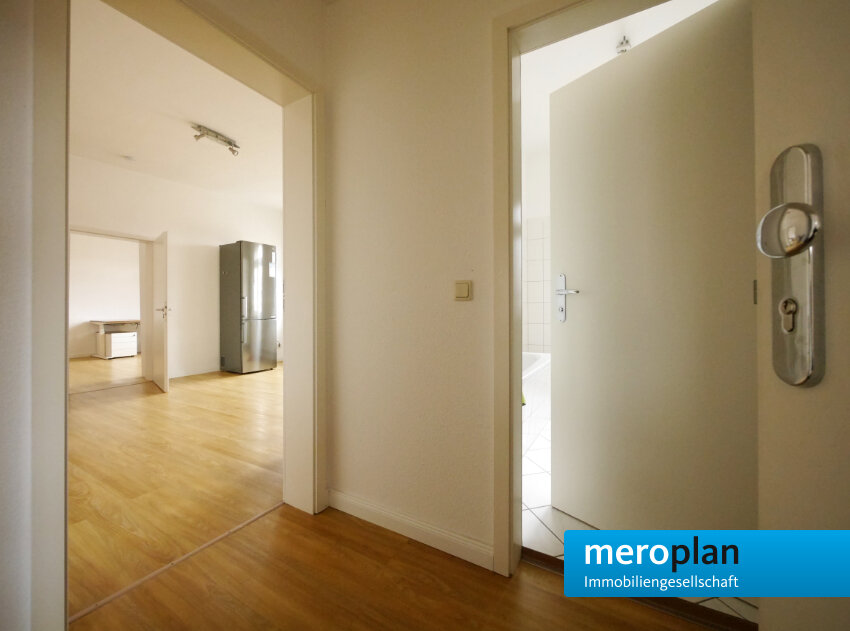 Wohnung zur Miete 525 € 2 Zimmer 63 m²<br/>Wohnfläche 3.<br/>Geschoss 01.04.2025<br/>Verfügbarkeit Heinrich-Heine-Strasse 3 Altstadt Weimar 99423