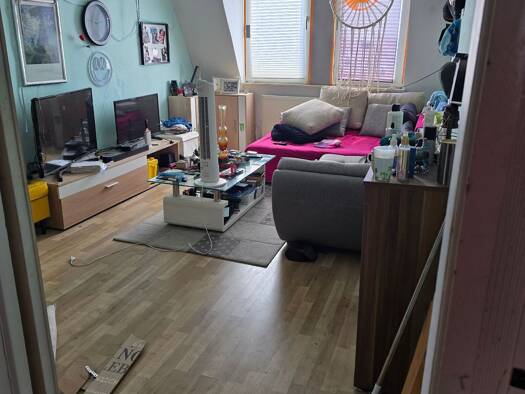 Wohnung zur Miete 700 € 4 Zimmer 60 m² 4. Geschoss frei ab sofort Austraße Gostenhof Nürnberg 90429