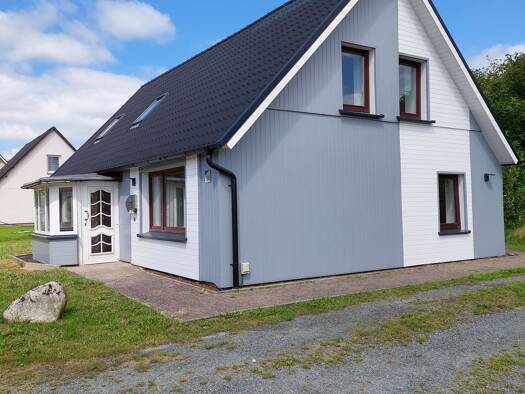 Einfamilienhaus zum Kauf provisionsfrei 225.000 € 4 Zimmer 135 m² 633 m² Grundstück frei ab sofort Stüvenstieg 12 Westersode Hemmoor 21745
