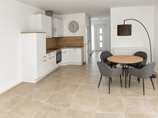 Mehrfamilienhaus zur Miete 995 € 3,5 Zimmer 90 m² 208 m² Grundstück frei ab 01.12.2026 Huntlosen Großenkneten 26197