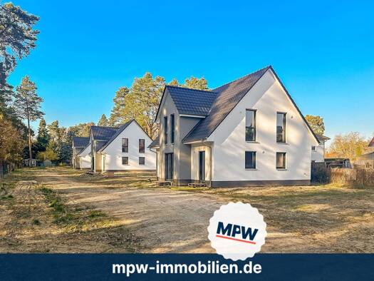 Einfamilienhaus zum Kauf - Erstbezug 692.000 € 5 Zimmer 145 m² 952 m² Grundstück Wildenbruch Michendorf 14552