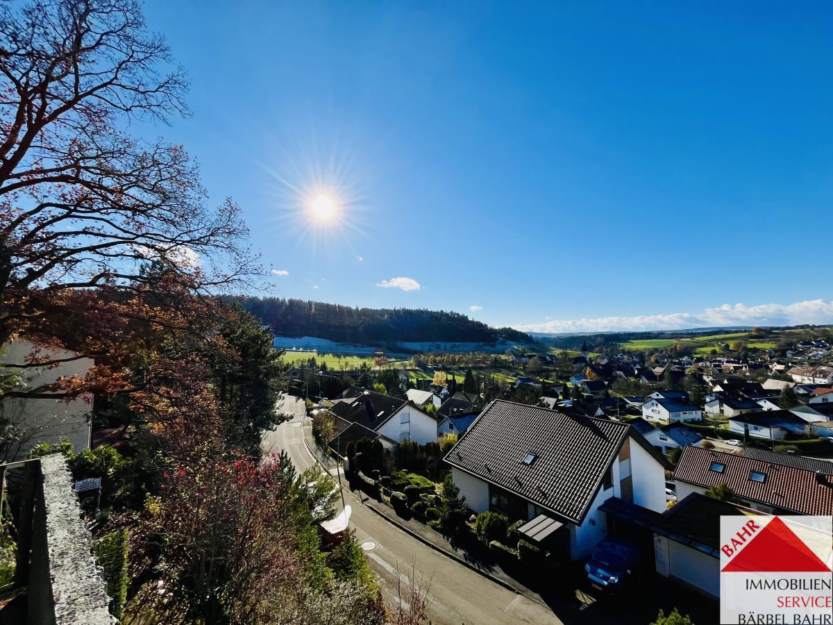 Wohnung zur Miete 850 € 4 Zimmer 122 m²<br/>Wohnfläche 01.12.2024<br/>Verfügbarkeit Wildberg Wildberg 72218