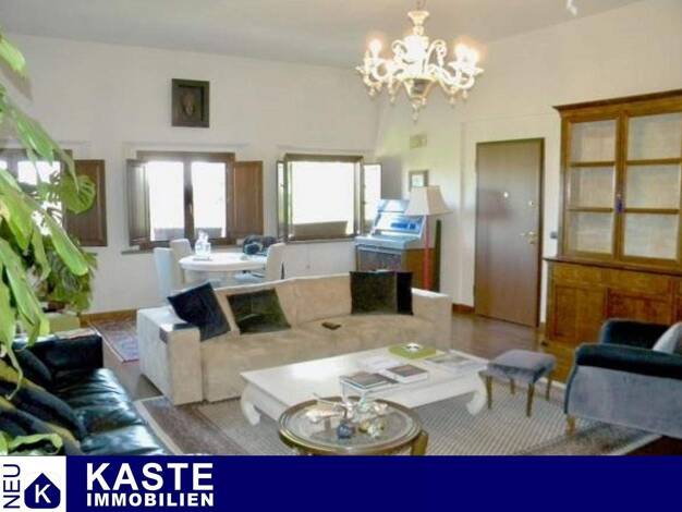 Wohnung zum Kauf 305.000 € 4 Zimmer 175 m² Pontedera 56025