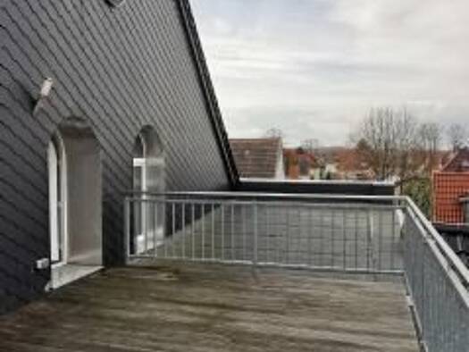 Maisonette zur Miete 840 € 4 Zimmer 130 m² Dachgeschoss, 2. Geschoss frei ab sofort Schlossstraße 32 Calbe Calbe (Saale) 39240
