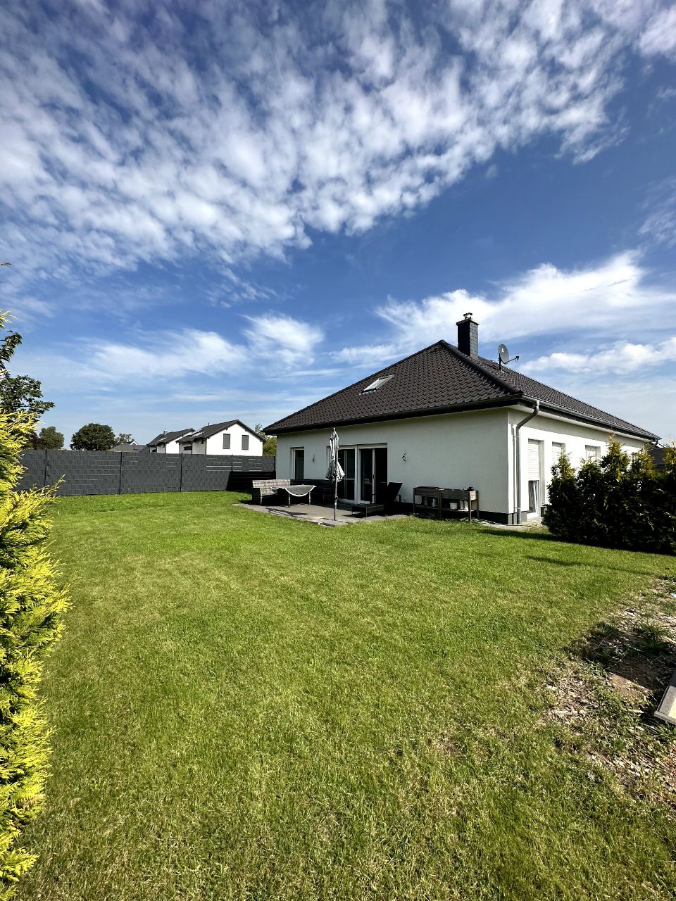 Bungalow zum Kauf provisionsfrei 425.000 € 6 Zimmer 179 m²<br/>Wohnfläche 721 m²<br/>Grundstück Eldingen Eldingen 29351