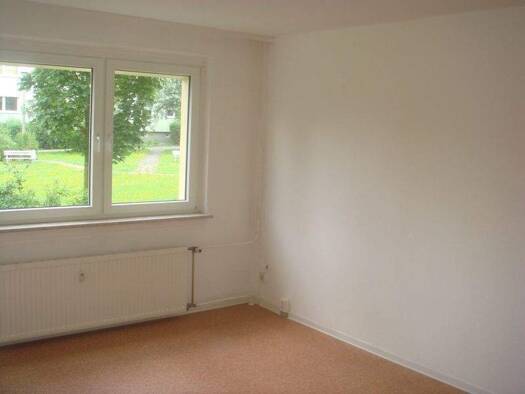 Studio zur Miete 286 € 1 Zimmer 26 m² 5. Geschoss frei ab 01.04.2026 Stollbergerstr. 10 Thekla Leipzig 04349