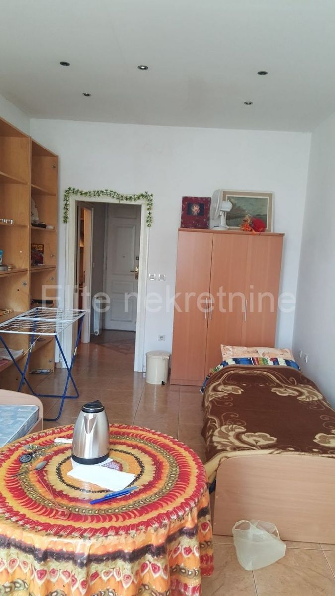 Wohnung zum Kauf 250.000 € 3 Zimmer 72 m²<br/>Wohnfläche 4.<br/>Geschoss Center