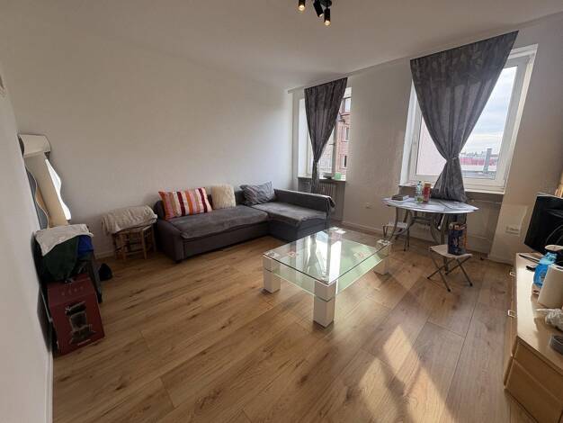 Wohnung zur Miete 630 € 2 Zimmer 39 m² 3. Geschoss frei ab 15.10.2026 Balbiererstraße 10 Südstadt Fürth 90763