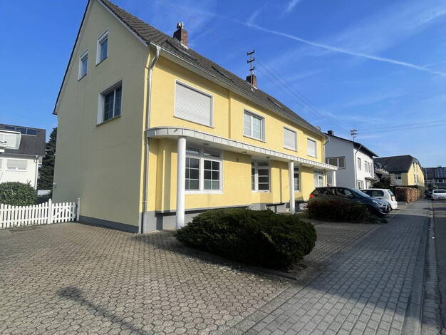 Wohnung zur Miete 990 € 2 Zimmer 79 m² EG frei ab sofort Gothestraße 18 Sankt Augustin 53757