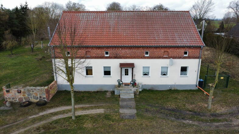 Mehrfamilienhaus zum Kauf provisionsfrei 279.000 € 8 Zimmer 250 m² 6.000 m² Grundstück Stolzenburg STOLZENBURG 17309