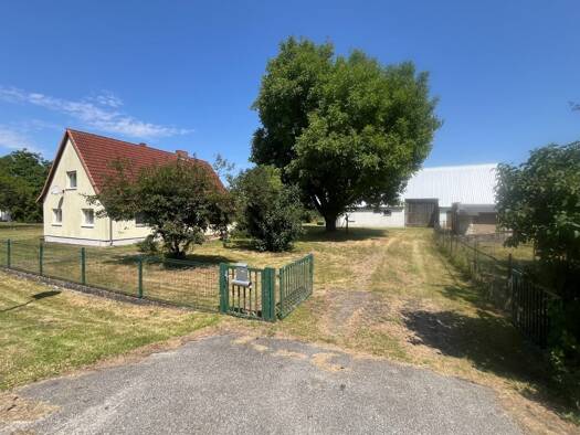 Einfamilienhaus zum Kauf 160.000 € 3 Zimmer 110 m² 3.865 m² Grundstück Annenhof Nossendorf 17111
