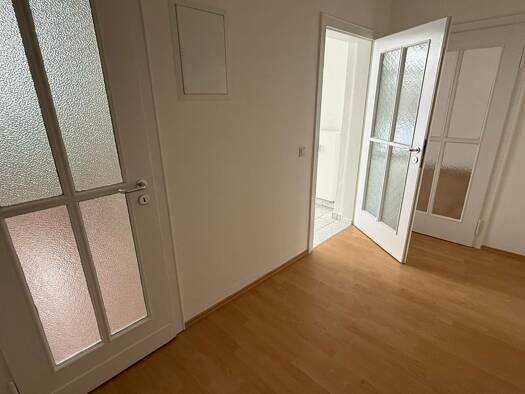 Wohnung zur Miete 339 € 2 Zimmer 68,3 m² 2. Geschoss Hofer Straße 54 Sonnenberg Chemnitz 09130