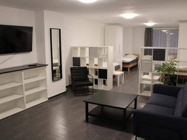 Haus zum Kauf 5.500.000 € 43 Zimmer 1.758 m² 1.196 m² Grundstück Kornwestheim 70806