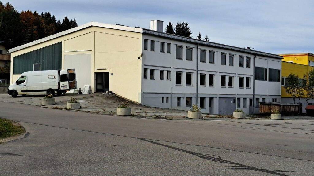 Lagerhalle zum Kauf provisionsfrei 1.100 m² Lagerfläche Spiegelau 94518