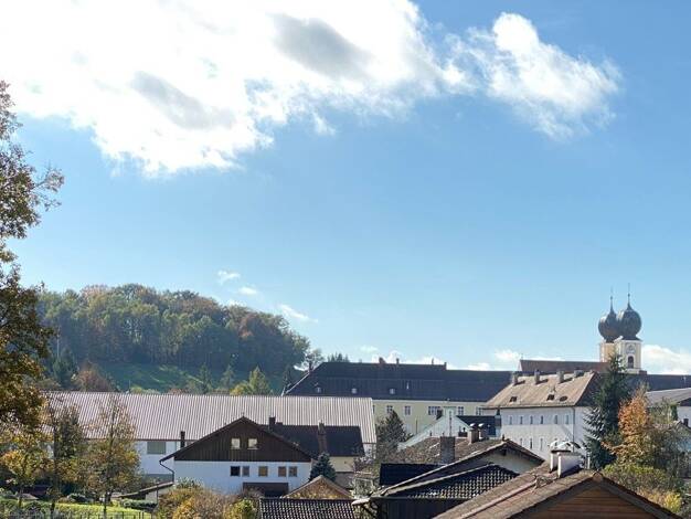 Mehrfamilienhaus zum Kauf 435.000 € 8 Zimmer 230 m² 330 m² Grundstück Metten Metten 94526
