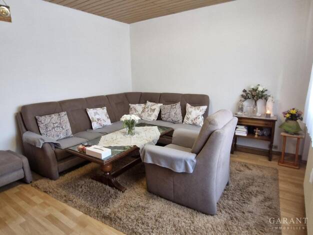 Mehrfamilienhaus zum Kauf 585.000 € 10 Zimmer 240 m² 220 m² Grundstück Stadtgebiet Göppingen 73033