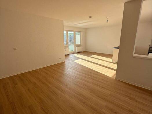 Wohnung zur Miete 825 € 4 Zimmer 114 m² 3. Geschoss Marktplatz 9 Großkugel Kabelsketal 06184
