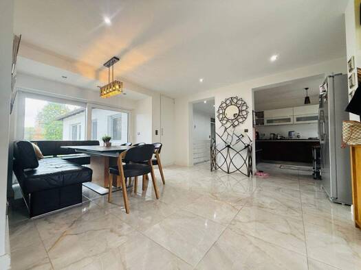 Bungalow zum Kauf 895.000 € 5 Zimmer 132 m² 1.043 m² Grundstück frei ab 01.10.2026 Anwanden Zirndorf 90513