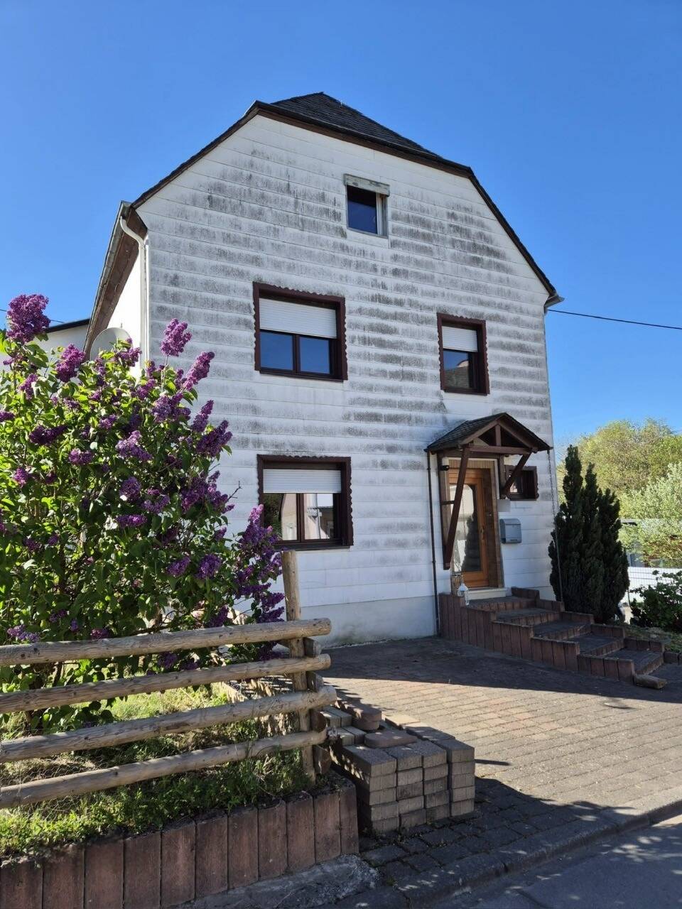 Einfamilienhaus zum Kauf - Ansicht 2