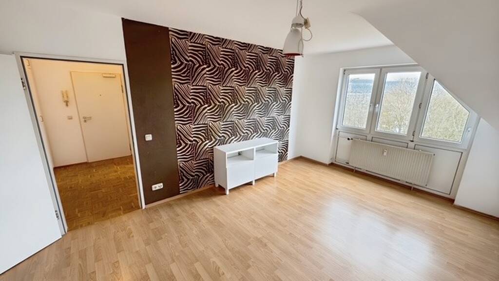Wohnung zur Miete 750 € 2 Zimmer 60 m² Bernhardstraße 5 Heiligkreuz Trier 54295