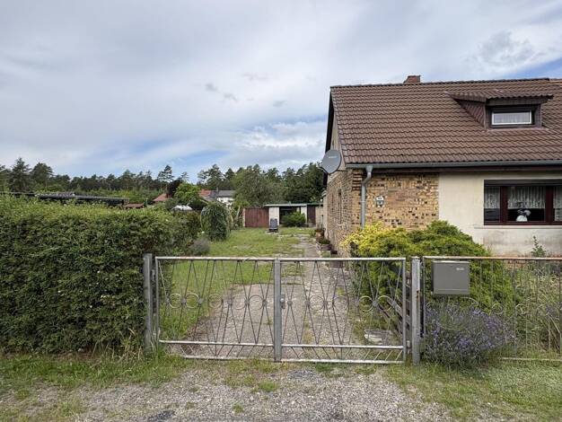 Mehrfamilienhaus zum Kauf provisionsfrei 140.000 € 4 Zimmer 100 m² 1.003 m² Grundstück Bad Muskau Bad Muskau 02953