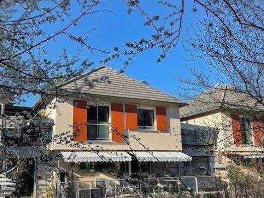 Einfamilienhaus zum Kauf 649.000 € 4 Zimmer 149 m² 246 m² Grundstück frei ab sofort Burgfarrnbach Fürth 90768