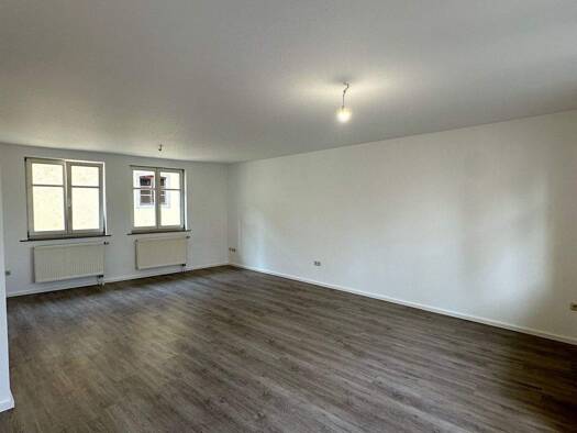 Wohnung zur Miete 700 € 2 Zimmer 64 m² 2. Geschoss frei ab sofort Forchheim 91301