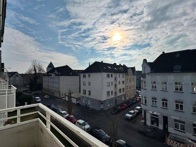 Wohnung zum Kauf provisionsfrei 234.400 € 2,5 Zimmer 57,2 m² 3. Geschoss Weststraße 12 Benrath Düsseldorf 40597