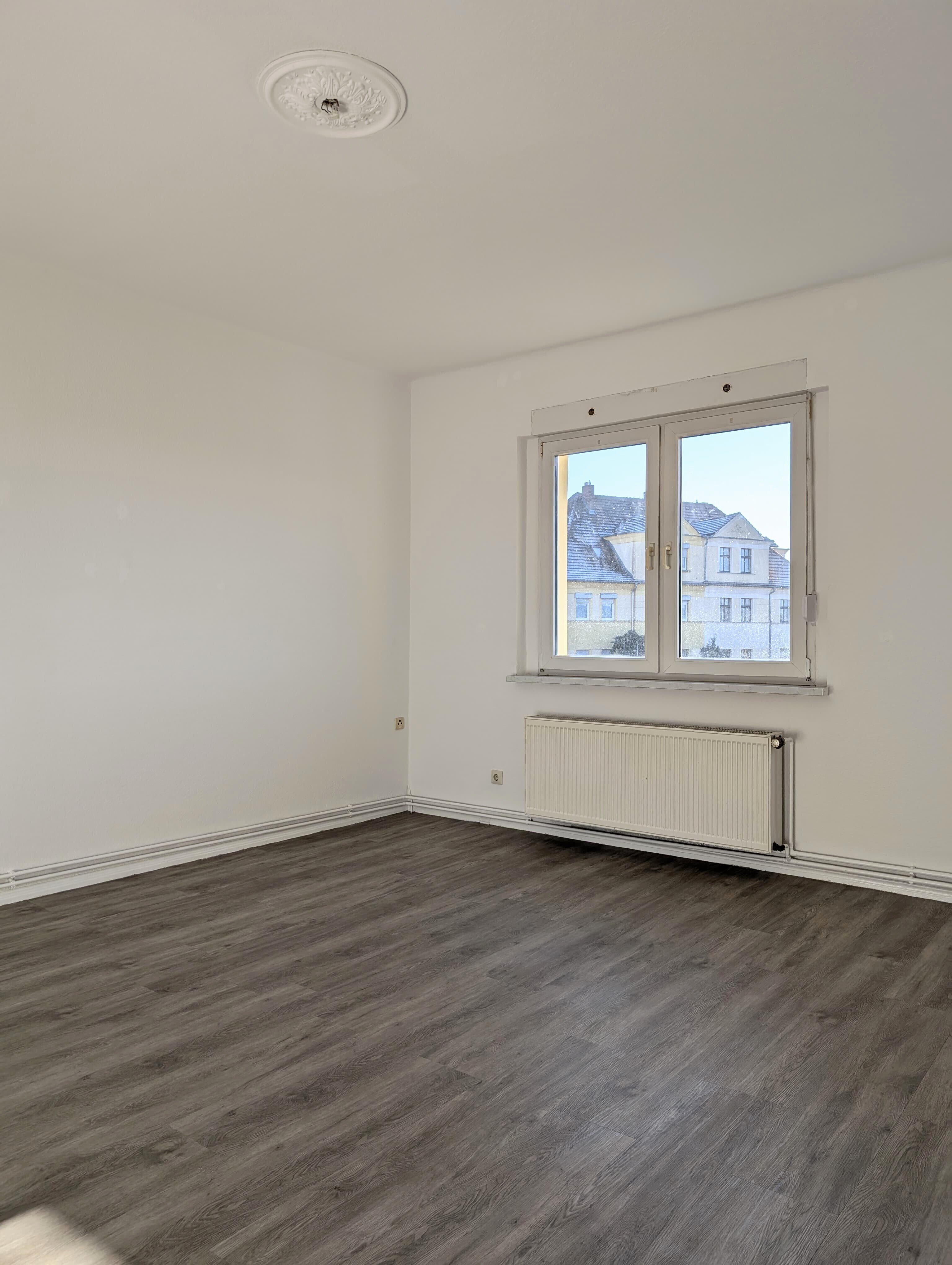 Wohnung zur Miete 422 € 2 Zimmer 65 m²<br/>Wohnfläche 1.<br/>Geschoss 01.02.2025<br/>Verfügbarkeit Hermann-Löns-Str. 38 Madlow Cottbus 03048