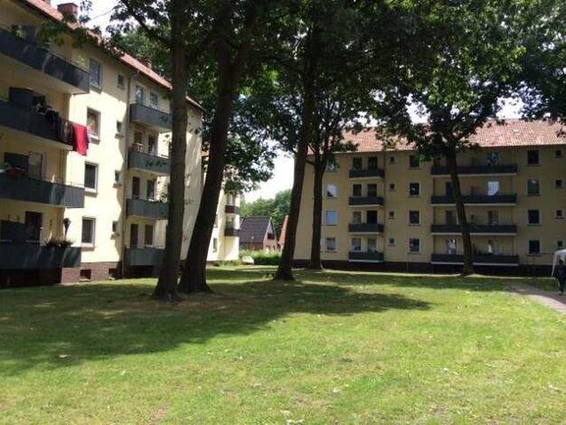 Wohnung zur Miete 305 € 1 Zimmer 32,1 m² 1. Geschoss frei ab 07.02.2026 Breslauer Straße 22A Düsternort Delmenhorst 27755