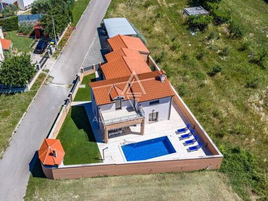 Einfamilienhaus zum Kauf 465.000 € 6 Zimmer 186 m² Juršići, Svetvinčenat Svetvinčenat 52342