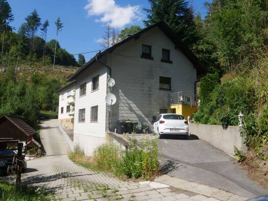 Einfamilienhaus zum Kauf 156.000 € 4 Zimmer 147 m² 2.409 m² Grundstück Hesselbach Wilhelmsthal 96352